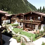 Brugger Chaletdorf Chalet Mayrhofen