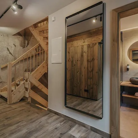 Brugger Chaletdorf * مايرهوفن