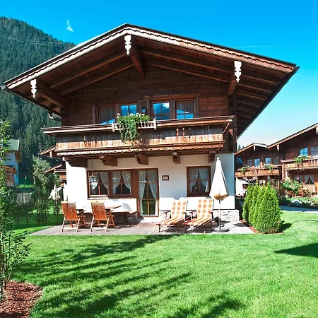 Brugger Chaletdorf * مايرهوفن